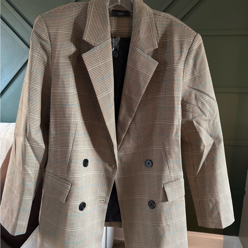 Vici Houndstooth Blazer in Brown and Black